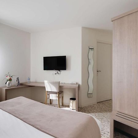 Brit Hotel Alghotel Cancale Ngoại thất bức ảnh