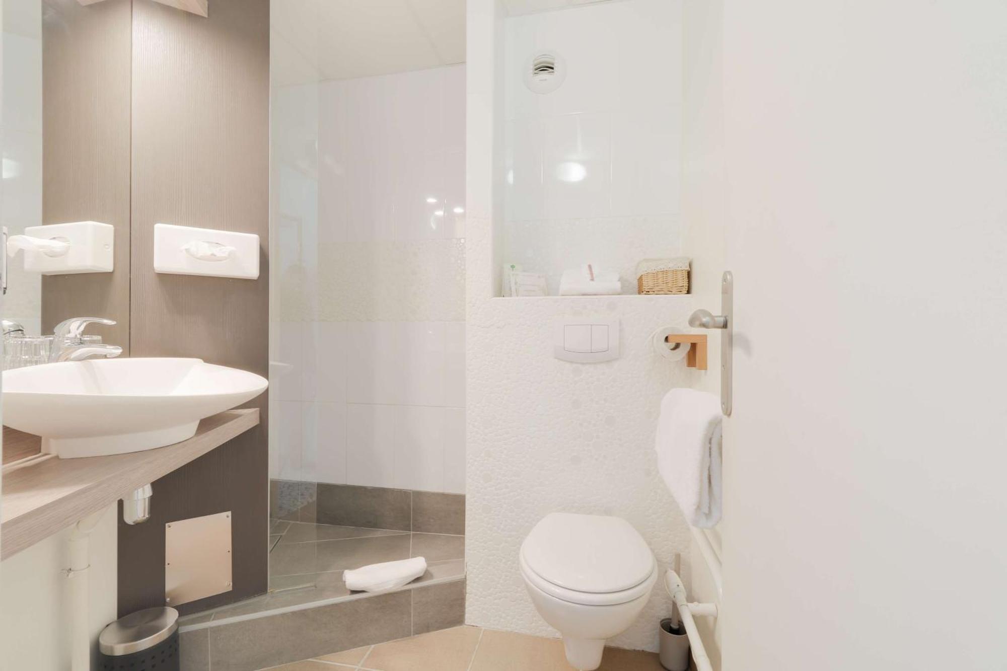 Brit Hotel Alghotel Cancale Ngoại thất bức ảnh